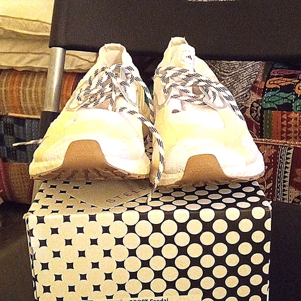 ADIDAS TENNIS SHOES FOR WOMEN
